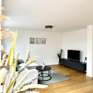 Apartment Luxurioes - Dachterrasse - Kueche, Forchheim (Bavaria)